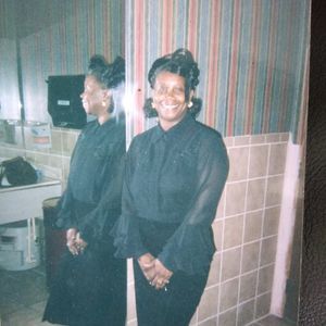 Meet your Posher, Linda